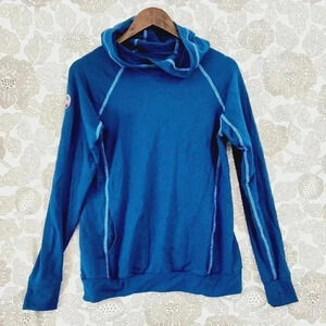 Wears Woody Pullover Hooded Women's Sweatshirt M